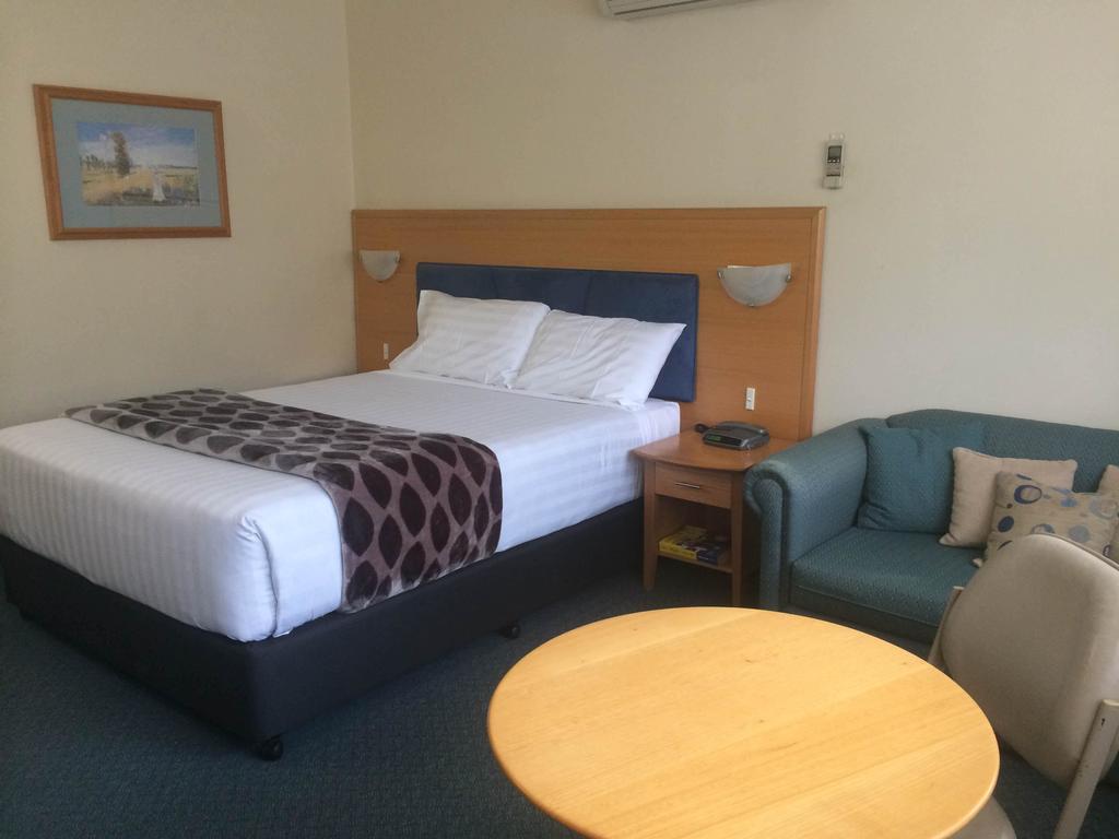 Park Motor Inn Toowoomba Habitación foto